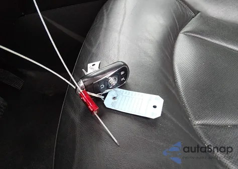 2019 Buick Envision Fwd Essence z USA, uszkodzony, nr VIN LRBFXCSA8KD007365